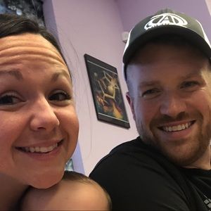 Meet your Posher, Holley